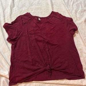 Old navy maroon shirt with twist front XL